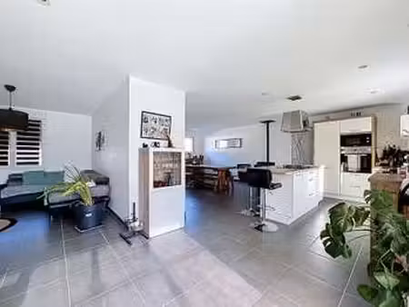 vente maison à treize-septiers (85600) : à vendre / 106m² treize-septiers