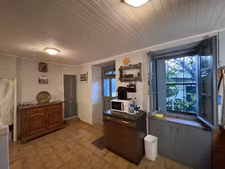 maison de pêcheur avec extérieur