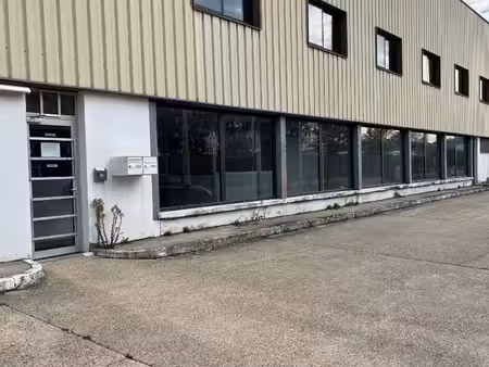 local d'activité - 1.350 m² environ - le grand-quevilly