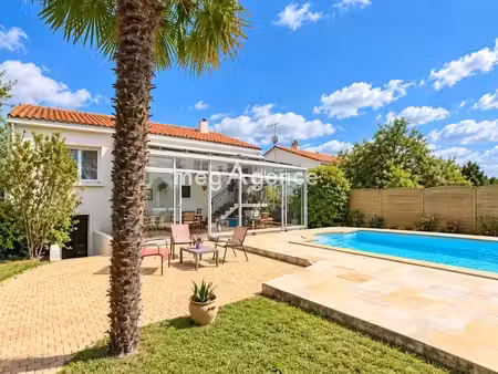 vente maison 5 pièces 113 m² à la roche-sur-yon (85000)  289 000 €