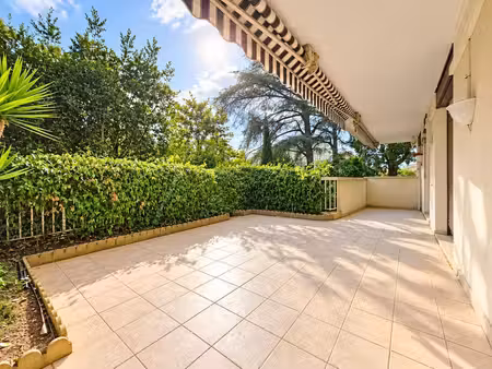 4 pièces 83m² au calme – terrasse 45 m² – garage