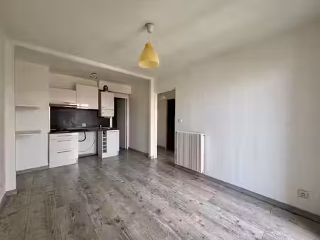 t2 bis de 30 m2 au 10? étage moulin-à-vent  perpignan