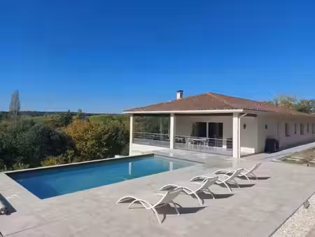 villa contemporaine en campagne vue magnifique