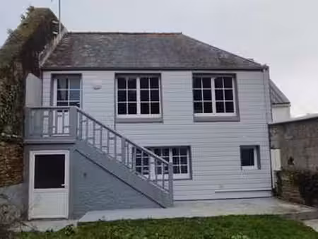 location maison à plozévet (29710) : à louer / 56m² plozévet