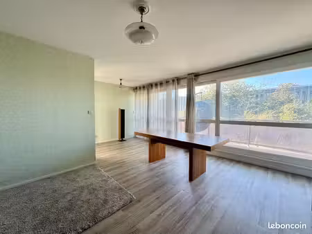appartement 3 pièces 79 m²