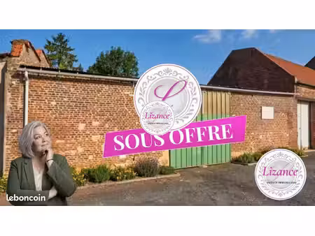 maison 1 pièce 100 m²