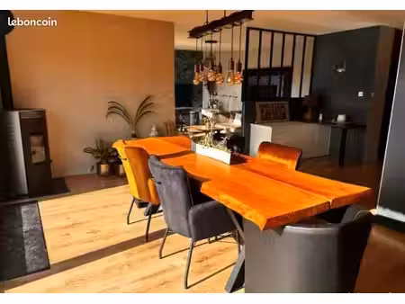 très belle maison meublée à louer