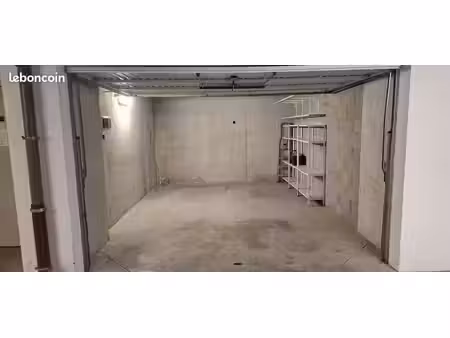 parking large