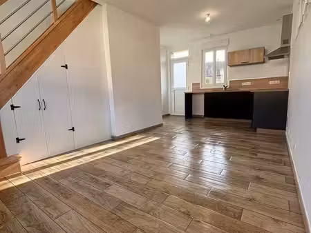 loue très beau logement entièrement refait