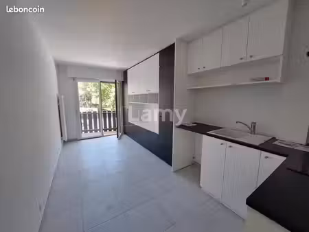 studio 1 pièce 17 m²