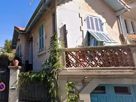location vide - 2 pièces avec terrasse et jardin – comte de falicon