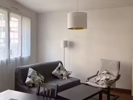 a louer appartement récent au sein du fort d'issy