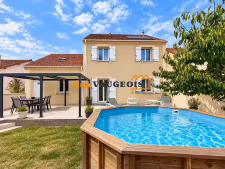 maison 160 m². terrain 300 m² dans coulommiers