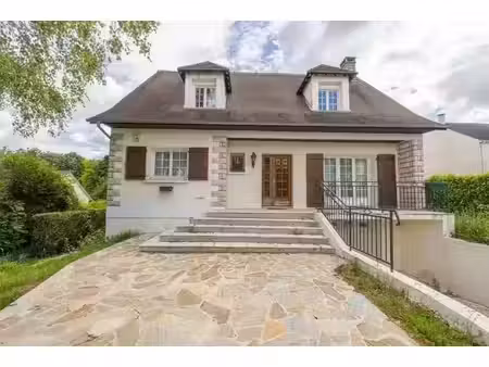 maison familiale de 6 pièces 140 m² et jardin de 1000 m2 !