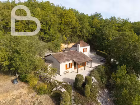 calme et confort à deux pas du village