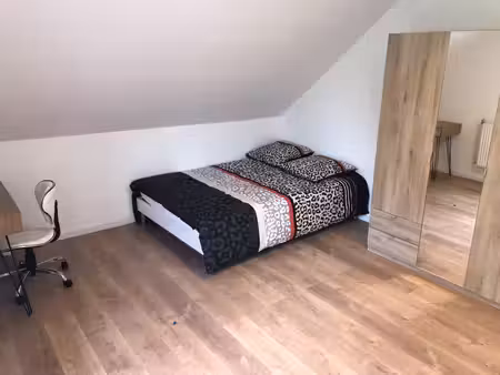 orsay - chambre meublée en colocation 14 05 m²
