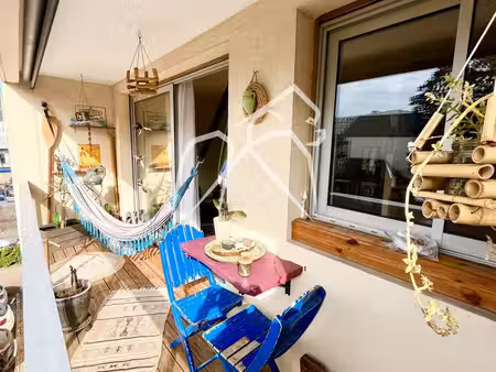 appartement 2 pièces | 45 50 m² | refait à neuf avec balcon | en parfait état | 76100 roue