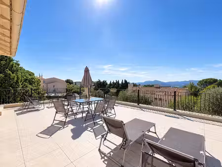 cannes maison familiale de 218m²- jardin 850m²- terrasse 74m²