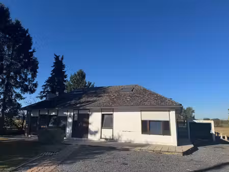 maison 4 façades avec 4 ch  bureau  garage et superbe vue !