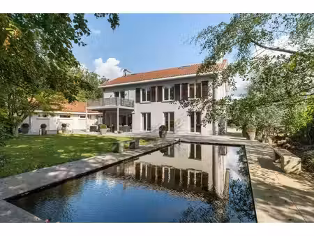 exclusief landhuis met parkdomein in aldeneik