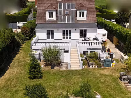 maison traditionnelle de 160 m² à marchemoret