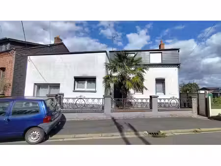 maison semi-individuelle 149 m² + annexe de 61 m² à sains-du-nord