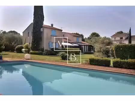 saint genies des mourgues  maison 8 pièces de 191m2 avec ter