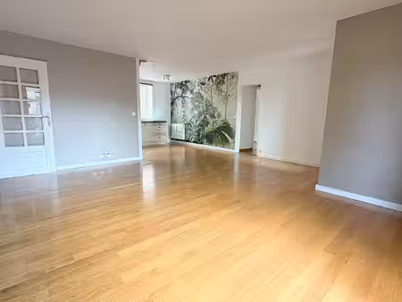 appartement montigny le bretonneux 4 pièce(s) 86 m2