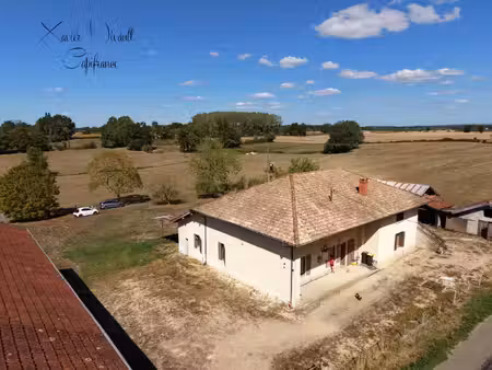maison à vendre saint julien sur reyssouze 6 pièce(s) 172m2 179 500€