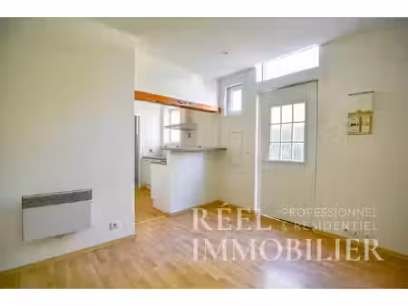 studio de plain pied avec terrasse !
