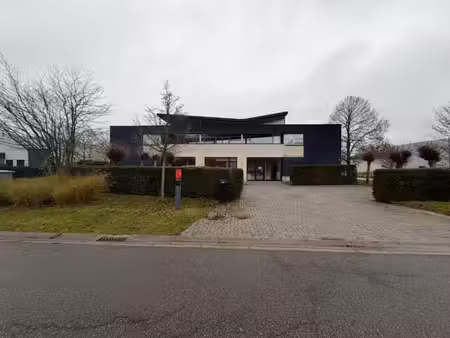 bâtiment commercial polyvalent -bureaux et entrepôt à duffel