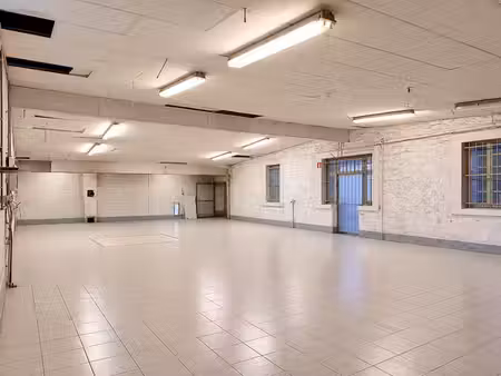 entrepôt avec wc - marloie