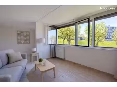appartement 4 pièces 93 m²