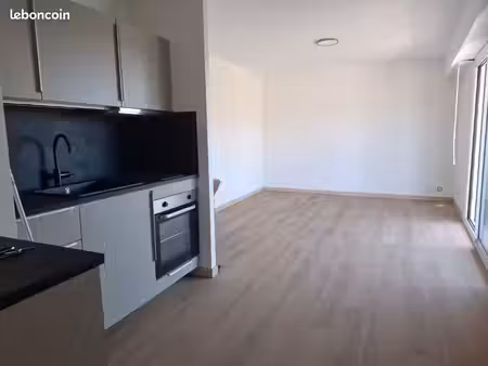studio 1 pièce 24 m²