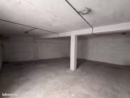 remise entrepôt 80m² les sablettes