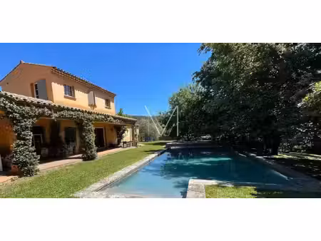 maison avec piscine et jardin plan-de-la-tour (83)