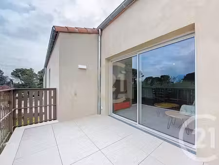 appartement f2 à louer - 2 pièces - 46 74 m2 - uzes - 30 - languedoc-roussillon