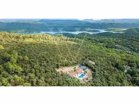 villa avec piscine montauroux (83)