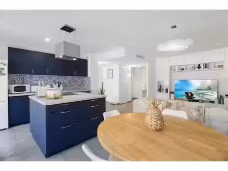 vente appartement 4 pièces 77.44 m² à grasse (06130)  245 000 €