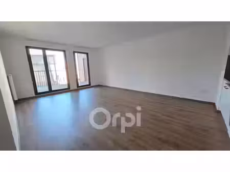 location appartement 3 pièces 65.05 m² à clermont-ferrand (63000)  757 €