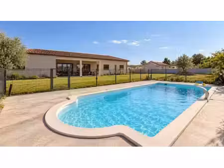 location maison 6 pièces 167 m² à teyssode (81220)  1 700 €