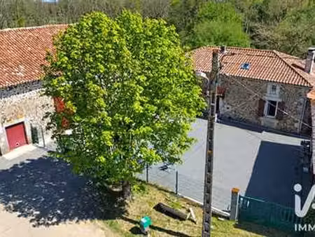 vente maison à verneuil (16310) : à vendre / 133m² verneuil