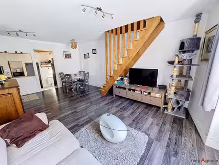 centre bourg vizille  appartement 3 pièces + garage
