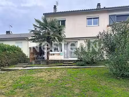 maison avec jardin  excellent emplacement