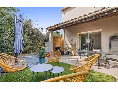 roquebrune-sur-argens – proche golf : maison 3 pièces avec jardin  piscine