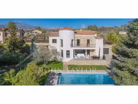 villa avec piscine châteauneuf-grasse (06)