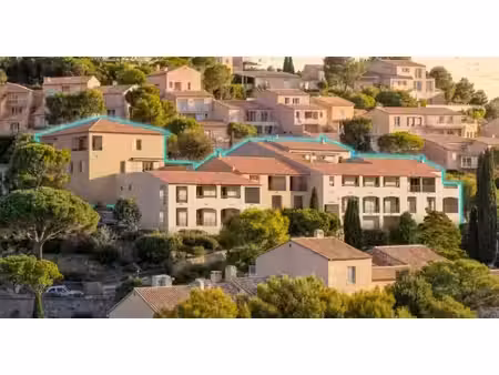 vente appartement 2 pièces 49.6 m² à saint-cyr-sur-mer (83270)  434 000 €