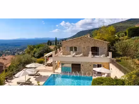 maison avec piscine en bord de mer tourrettes-sur-loup (06)