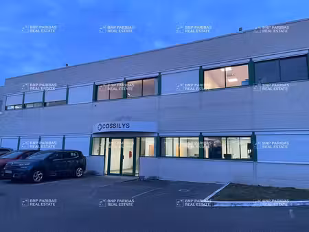 location bureaux vaulx-en-velin 69120 824m²