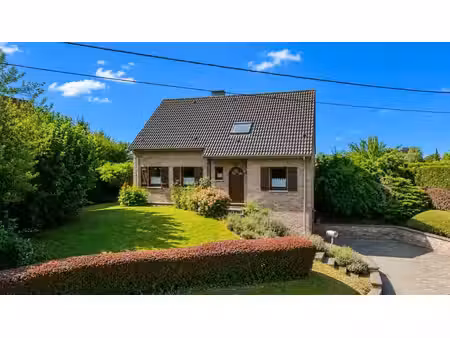 maison 4 façades avec 4 chambres